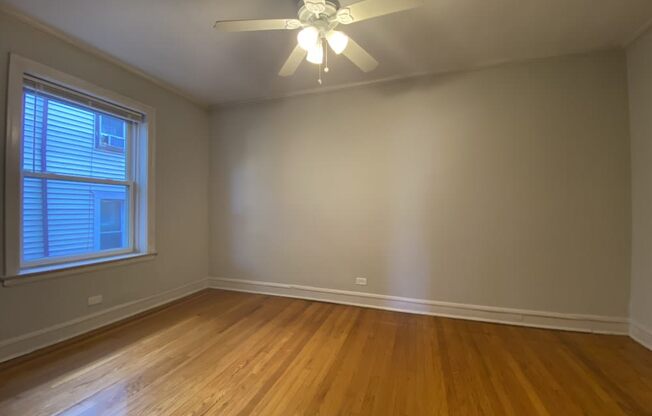 Bedroom  - Charlie Chaplin One Bedroom