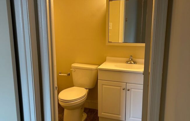 1 bed, 1 bath, 625 sqft, $1,295, Unit G10