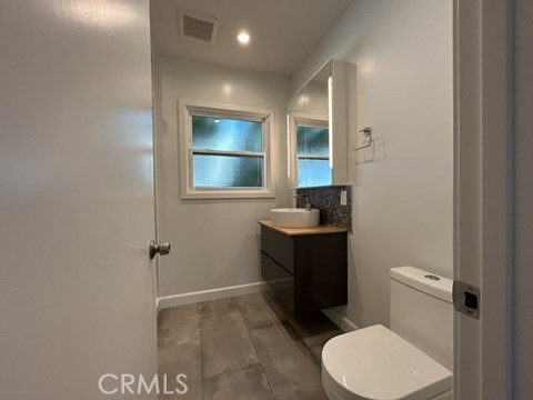 3 beds, 2 baths, 1,800 sqft, $4,600