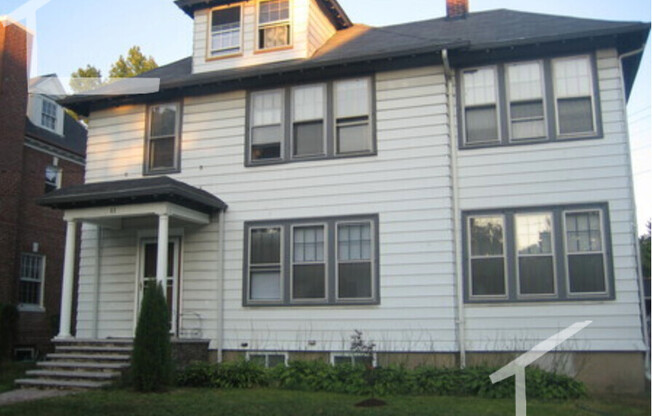 68 Manet Rd # 1