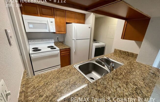 3724 IDLEBROOK CIR