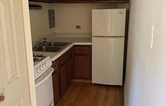 660 W Wrightwood Ave