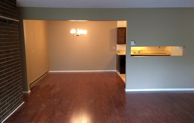 2 beds, 2 baths, 1,200 sqft, $1,895, Unit 5821