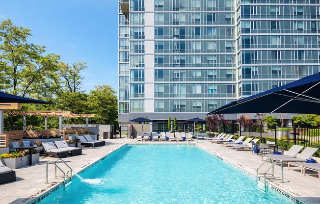 Studio, 1 bath, $2,995, Unit 15F