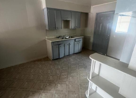 5432 MAKEIG ST