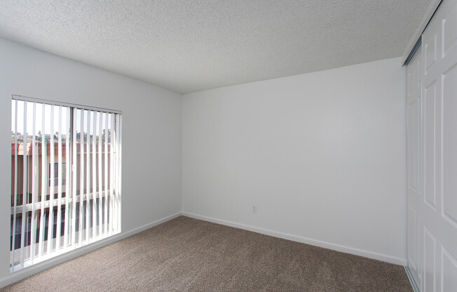 3 beds, 2 baths, 1,186 sqft, $3,195, Unit F-08