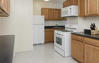Apartment kitchen with classic finishes at Cathedral Mansions, Washington