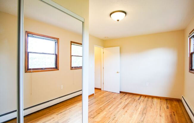 1 bed, 1 bath, $1,275, Unit 08