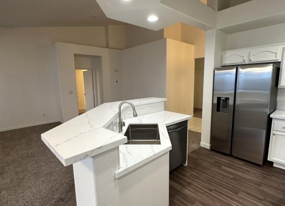 3 beds, 2 baths, 1,311 sqft, $1,925