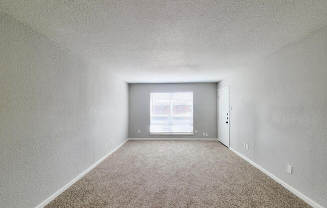 2 beds, 2 baths, 978 sqft, $1,279