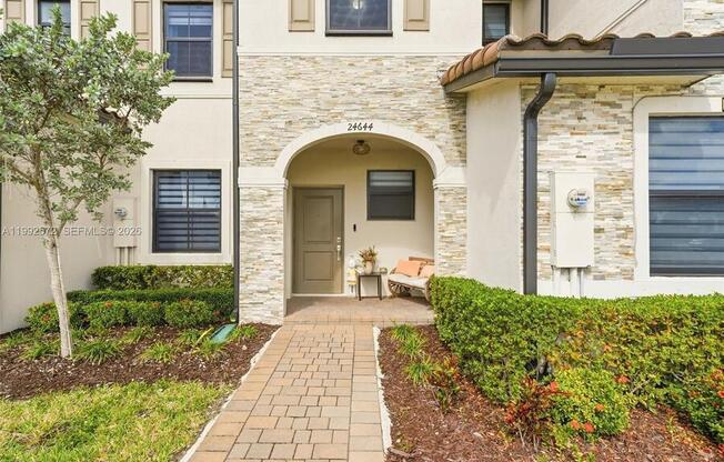 24644 SW 118 CT