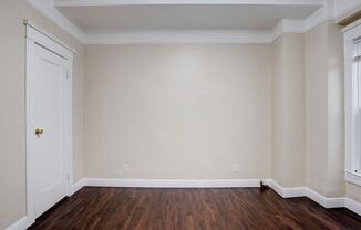 Taylor Street Apartments