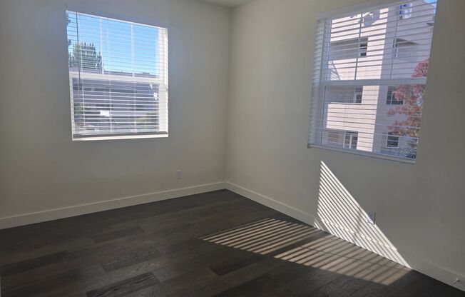 1 bed, 1 bath, 550 sqft, $1,600, Unit 201