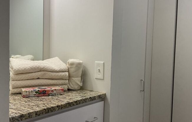 Studio, 1 bath, $1,395