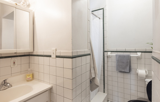 123 GUERNSEY ST