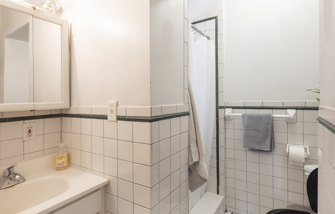 123 GUERNSEY ST