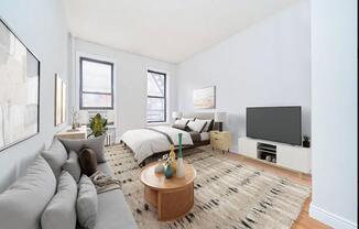 331 W 43 ST