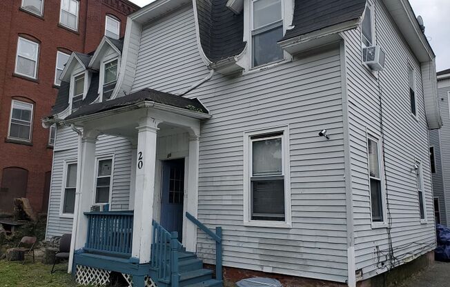 20 Woodland Street