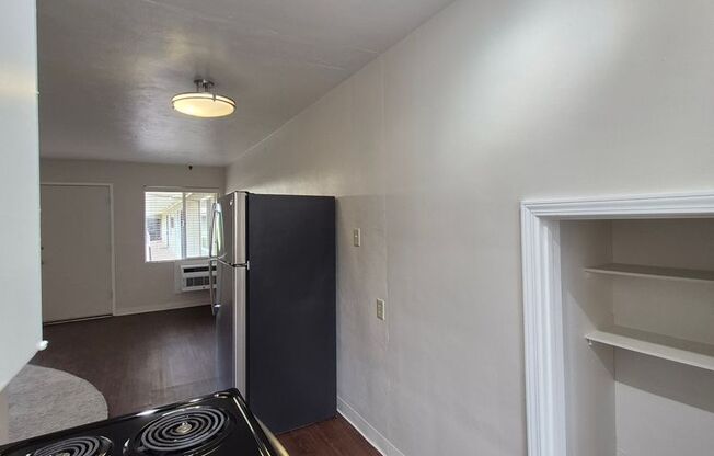 Studio, 1 bath, $1,295, Unit 209