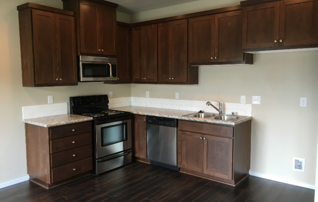 340 E 6 ST