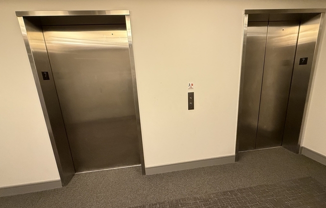 1 bed, 1 bath, 619 sqft, $3,500, Unit 703