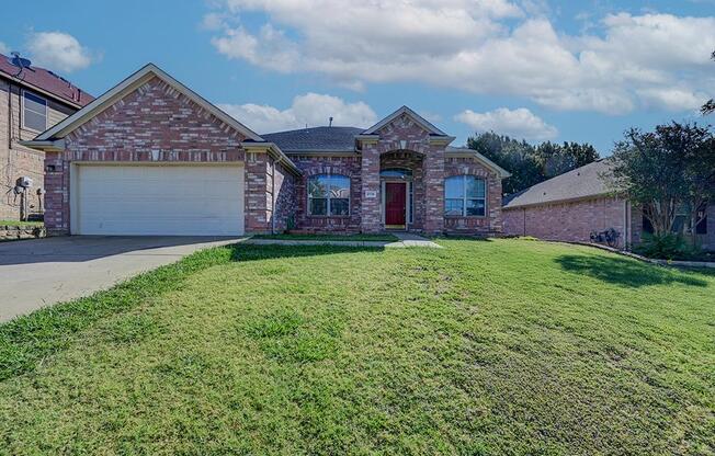 2710 LOGAN DR