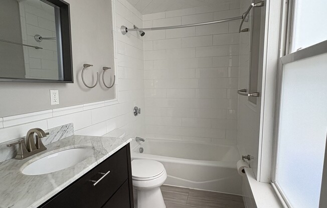 3 beds, 2 baths, 1,372 sqft, $3,700, Unit 1