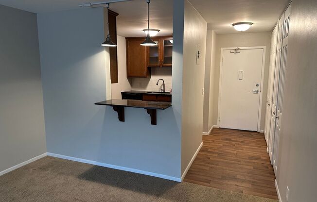 1 bed, 1 bath, 750 sqft, $1,195, Unit 209 (R)