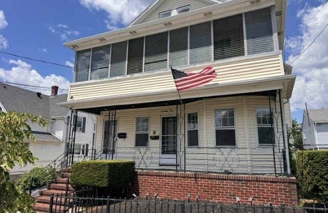 71 EVERETT
