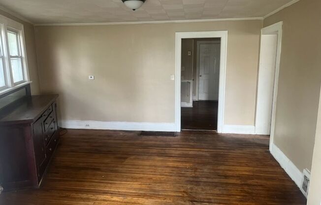 2 beds, 1 bath, $800, Unit 226 Langdon St