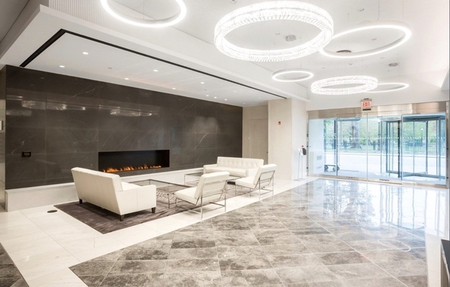 1 bed, 1 bath, 735 sqft, $2,950, Unit 9S