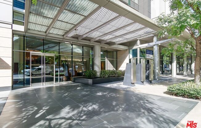 Studio, 1 bath, 750 sqft, $2,495, Unit 713