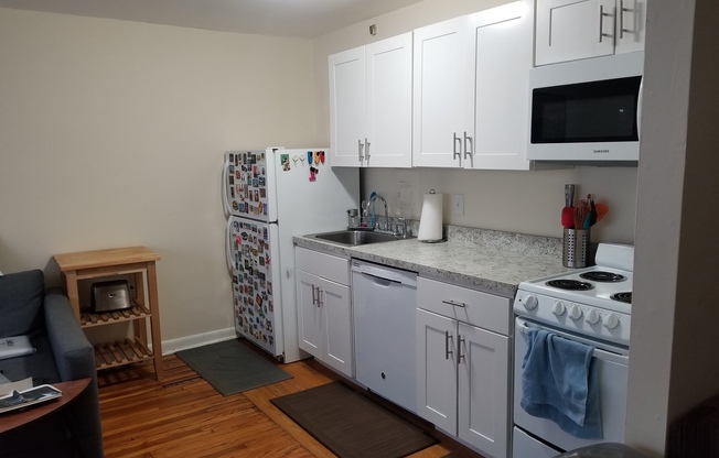 Ravenswood Apartments