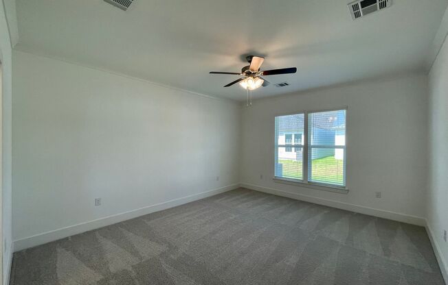 Must see home in  River Hills Farm!