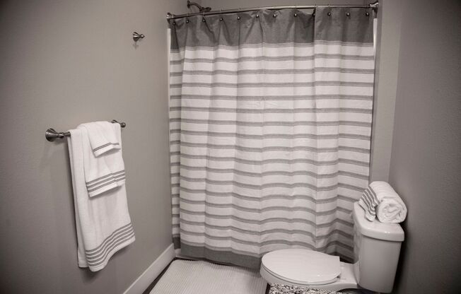 2 beds, 2 baths, $1,950