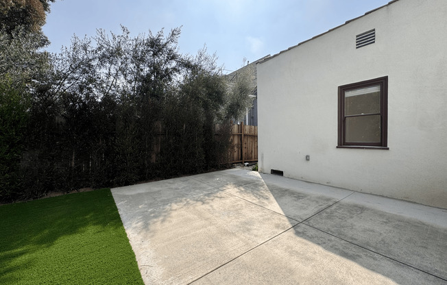 2134 Magnolia Ave