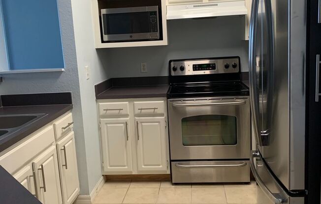 2 beds, 2 baths, $1,800