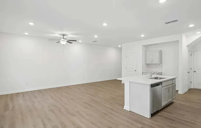 5365 FRONTIER CT