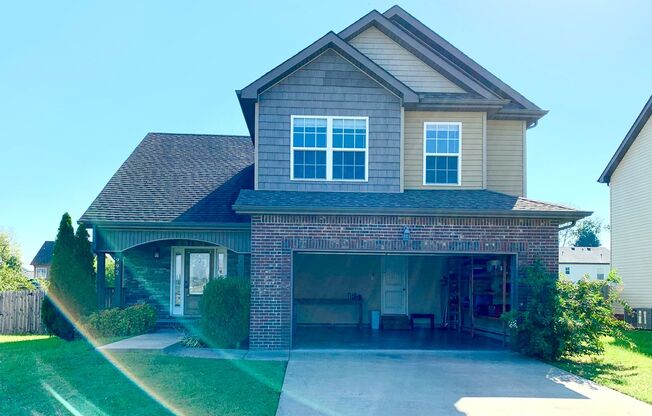 992 Dwight Eisenhower Way