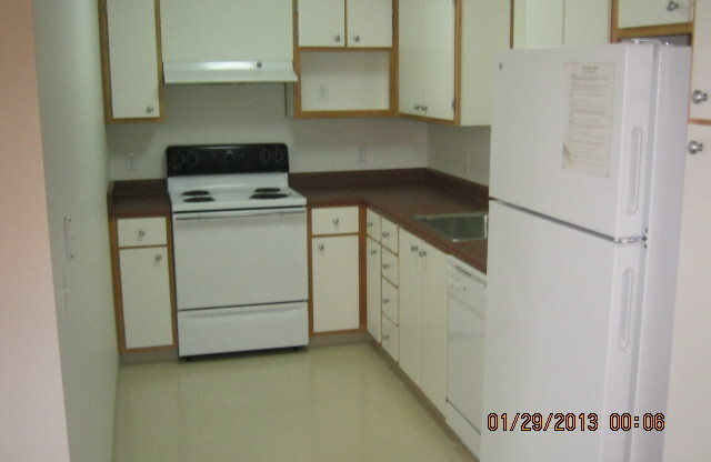 2 beds, 1 bath, 750 sqft, $1,650, Unit 310