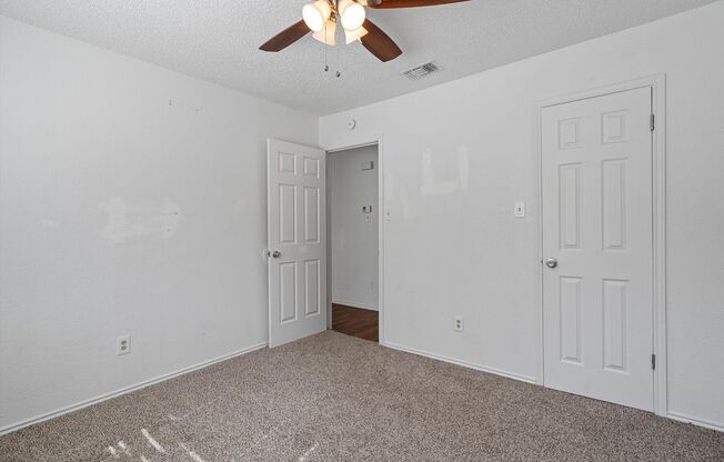 5501 Spring Meadow Road, Unit B, Austin, TX 78744