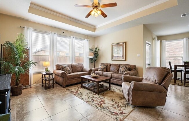 2109 EDSON CT
