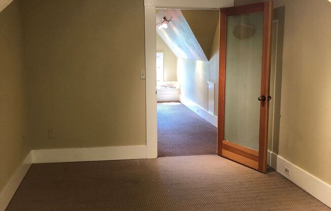 Office Suites in NW Nob Hill/Alphabet District!