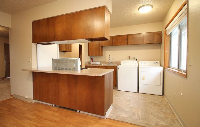 2 beds, 1 bath, $1,795