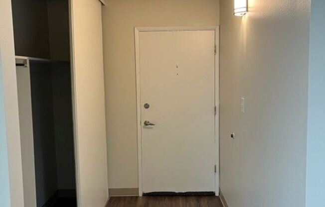1 bed, 1 bath, 642 sqft, $1,225, Unit 118