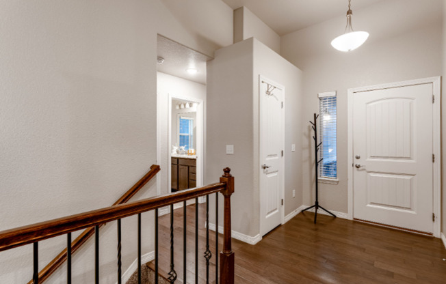 1882 LA SALLE DR