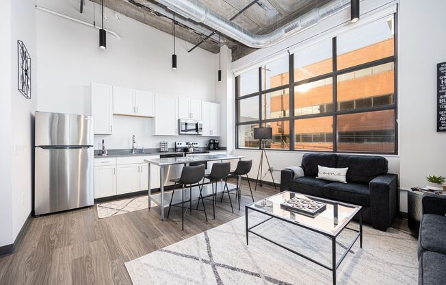 Studio, 1 bath, 605 sqft, $1,230, Unit 301