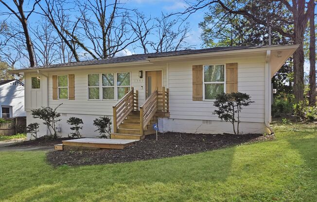 COMING SOON! Gorgeous 3 Bedroom 2 Bath ranch in Venetian Hills