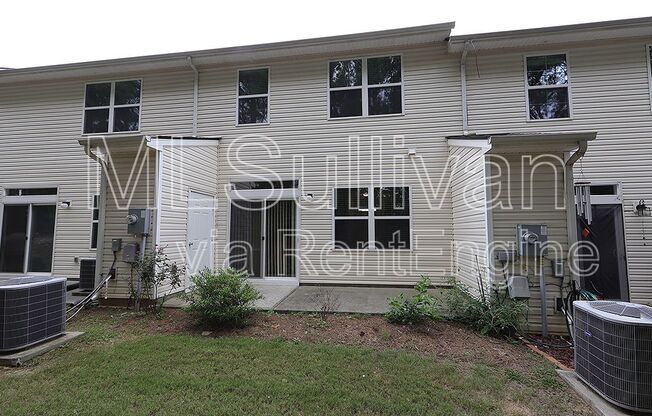3 beds, 2.5 baths, 1,304 sqft, $1,760, Unit 105