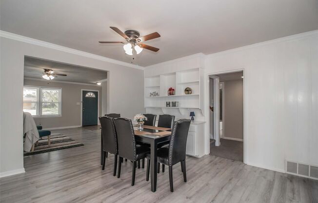 Beautifully Remodeled 4-Bedroom, 2-Bath Home in South Hills of Fort Worth **move in special $500 off first months rent***